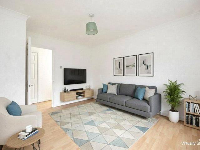 Apartment for rent in Fishersgate, West Sussex
