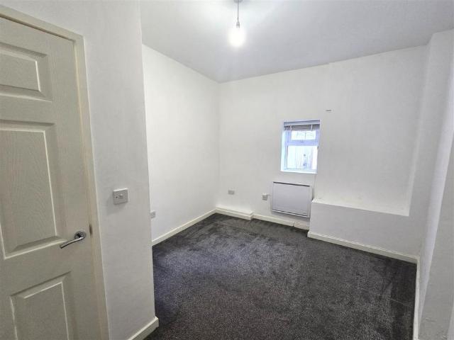 Apartment for rent in Cargate, Rushmoor