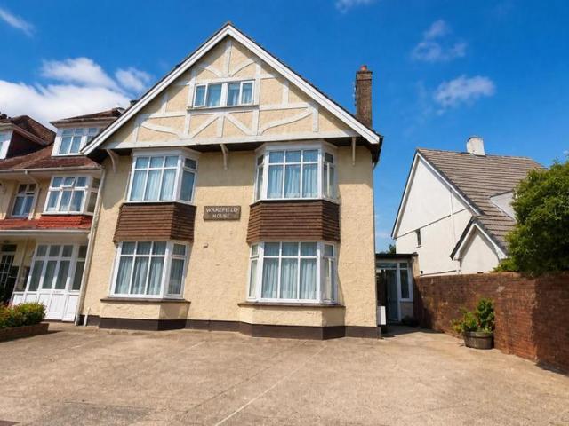 Flat for rent in Oldway, Livermead