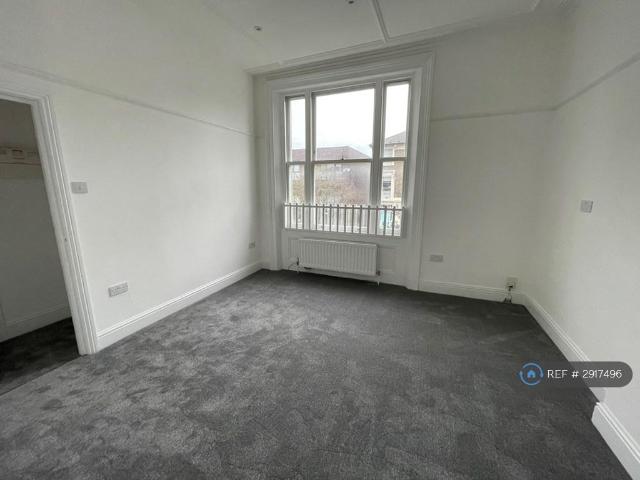 Flat for rent in South Hampstead, Isle Of Man
