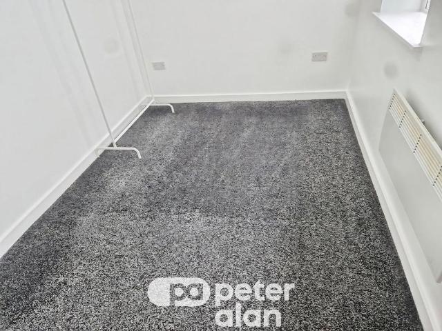 Apartment for rent in Falcon Lodge, Wales
