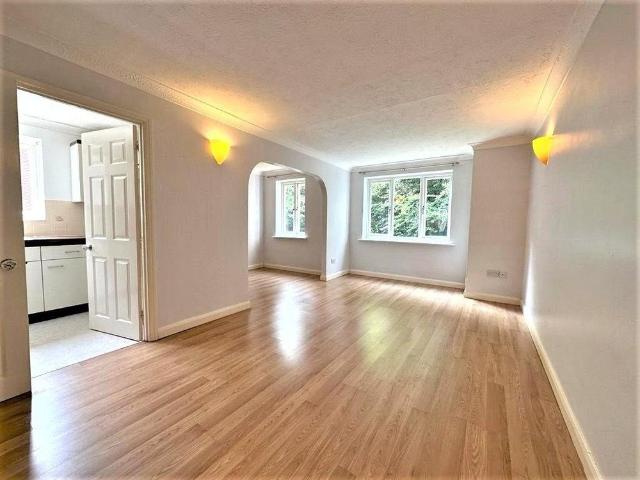 Apartment for rent in Blackwater and Hawley, Hart