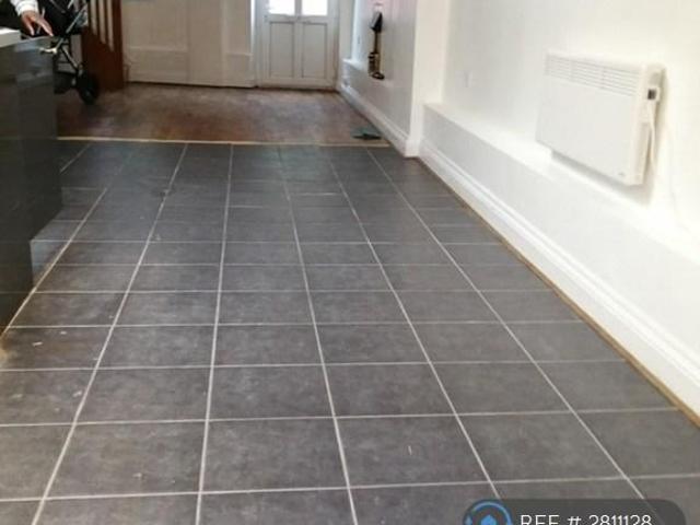 Flat for rent in London Borough of Croydon, Selhurst