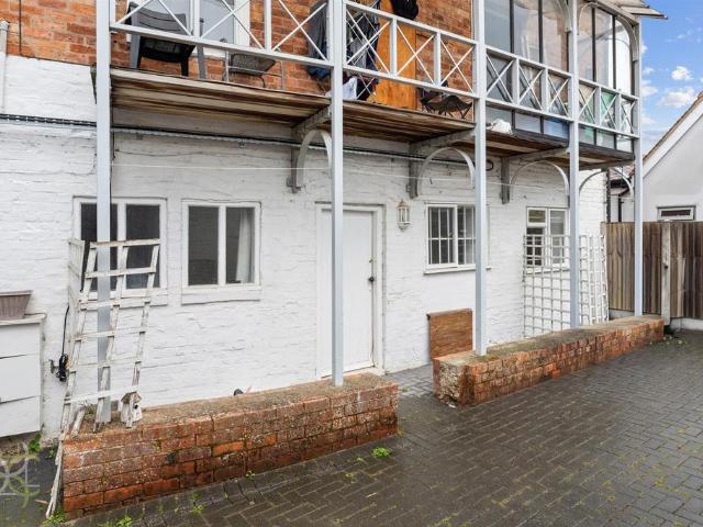Flat for rent in Crookhill, Worcestershire