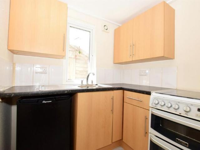 Apartment for rent in Clapham, West Sussex