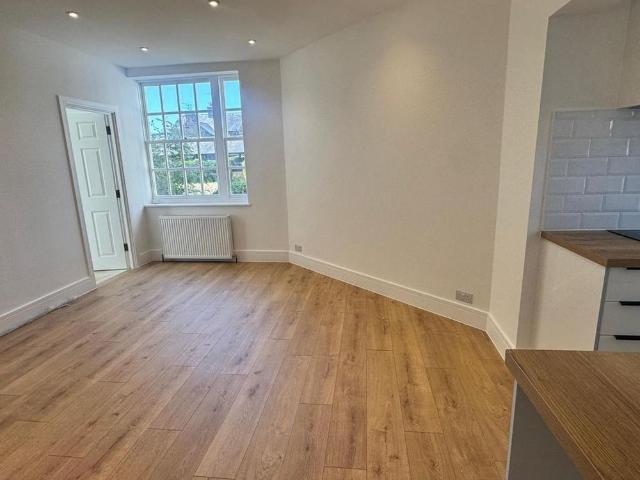 Apartment for rent in Kings Hill, Colliers End
