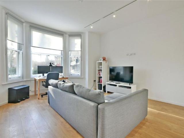 Apartment for rent in Kidbrooke, Greater London