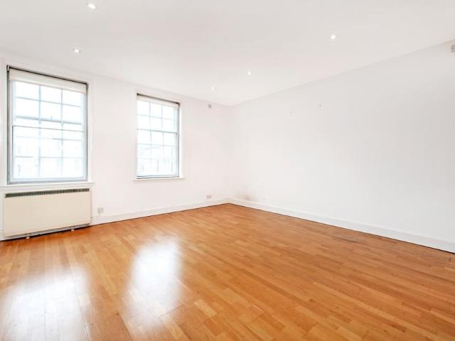 Flat for rent in Clerkenwell, Greater London
