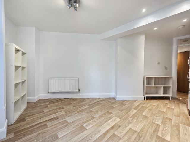Apartment for rent in London Borough of Lewisham, Greater London