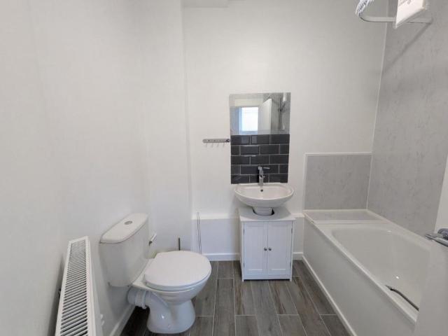 Apartment for rent in Machynys, Llanelli