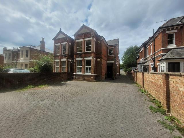 Flat for rent in Banister's Park, City Of Southampton