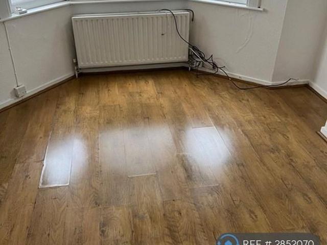 Flat for rent in Alton Barnes, Essex