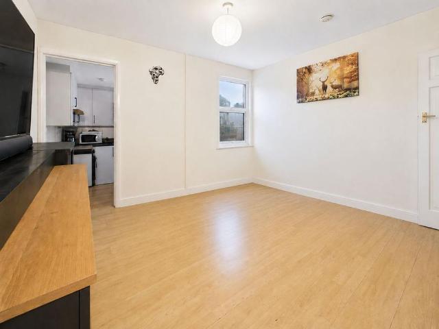Apartment for rent in Three Bridges, Crawley