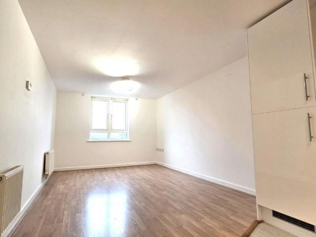 Apartment for rent in Watford Heath, North Watford
