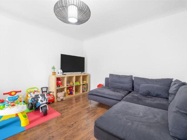 Apartment for rent in London Borough of Croydon, Greater London
