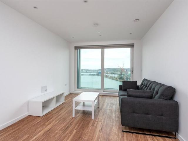 Apartment for rent in Brompton, Gillingham