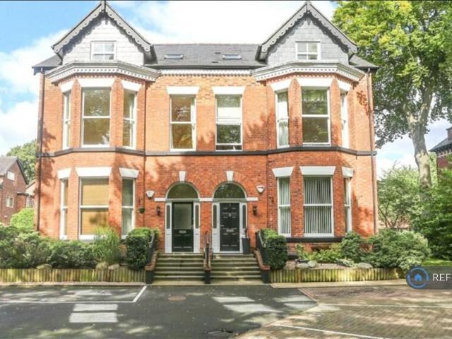Flat for rent in Heaton Moor, Greater Manchester