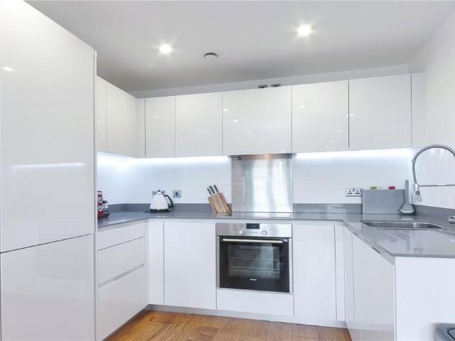Flat for rent in Old Kent Road, Greater London