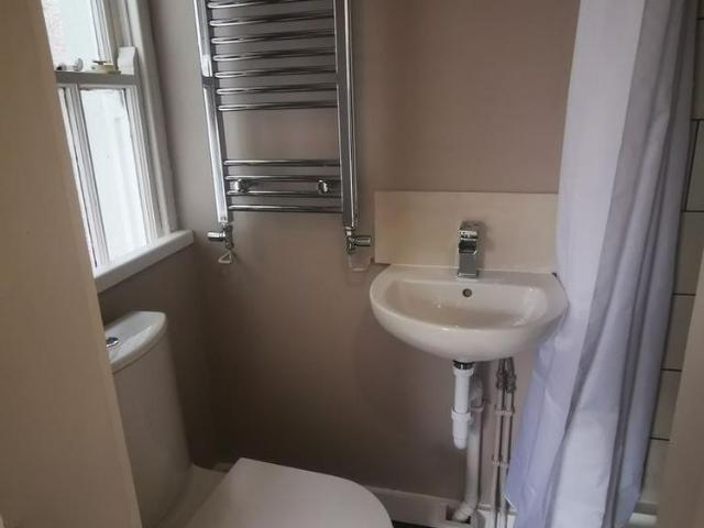 Apartment for rent in Sirhowy, Wales