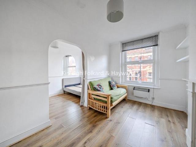 Apartment for rent in Crouch End, Isle Of Man