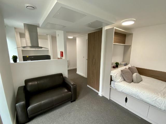 Flat for rent in Calthorpe Fields, West Midlands