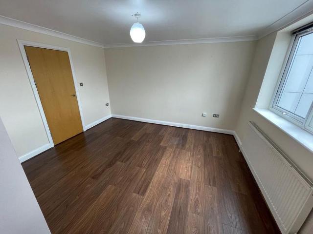 Apartment for rent in Spring Park, Luton