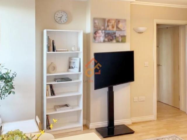 Apartment for rent in London Borough of Ealing, Greater London