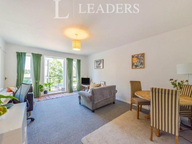 Apartment for rent in St Albans, Five Acres
