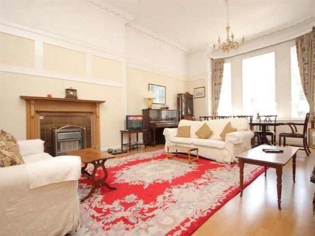 Apartment for rent in New Town, Scotland