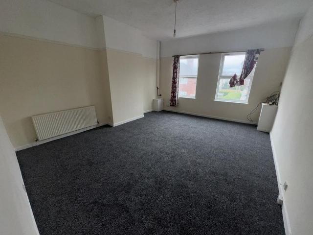 Apartment for rent in Rock Ferry, New Ferry