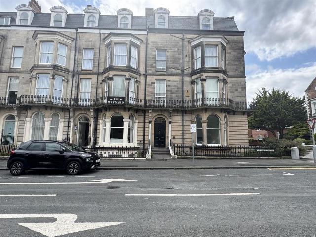Flat for rent in South Cliff, Kepwick
