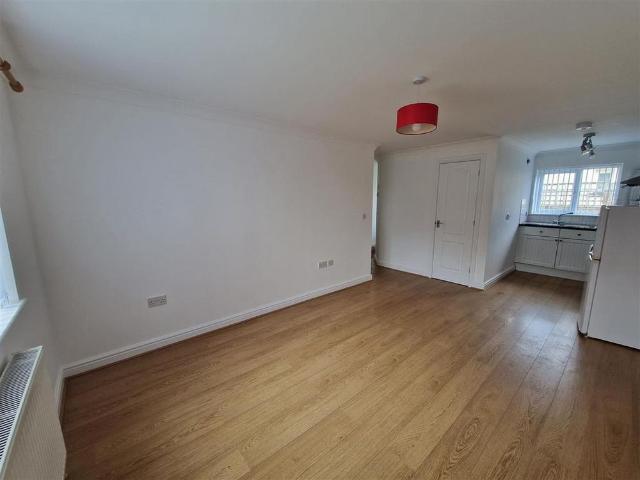 Apartment for rent in Ferris Town, Penweathers