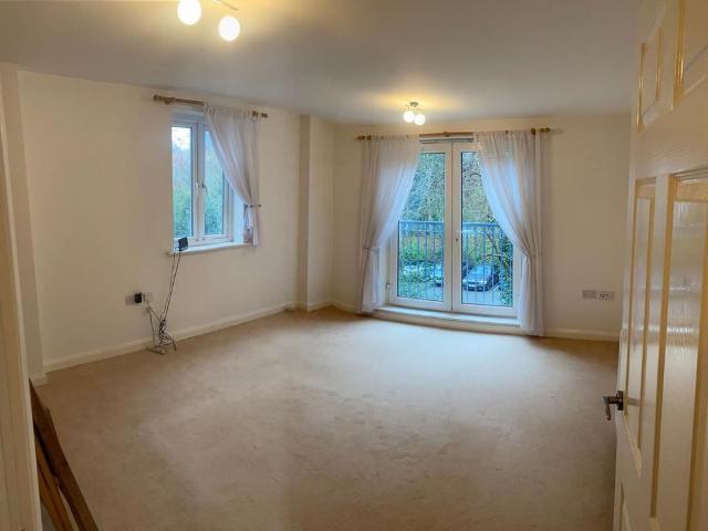 Apartment for rent in Farnborough, Hampshire