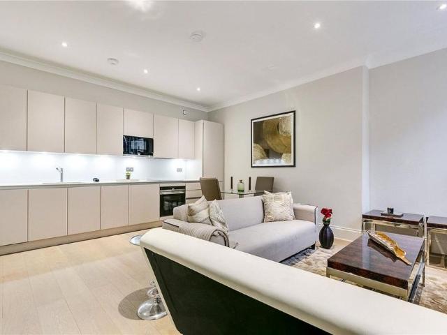 Apartment for rent in South Kensington, Greater London