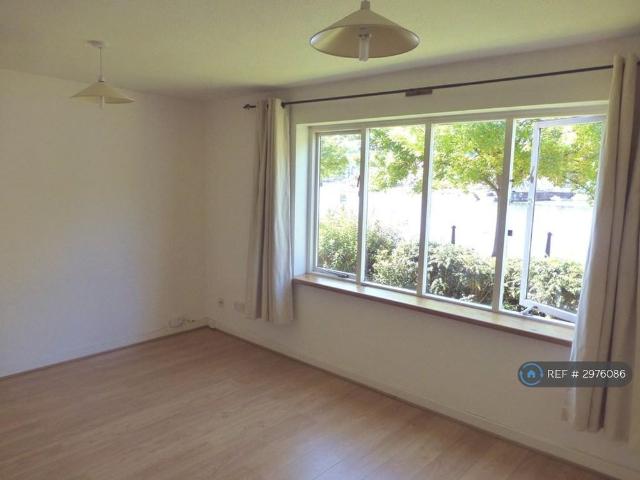 Apartment for rent in Spike Island, Feckenham