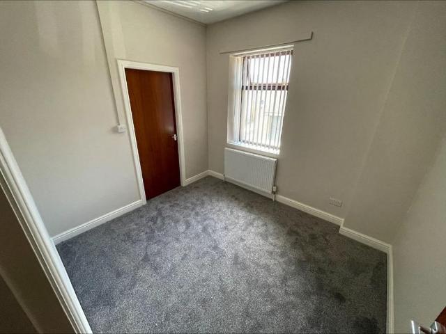 Apartment for rent in Ingrow, West Yorkshire