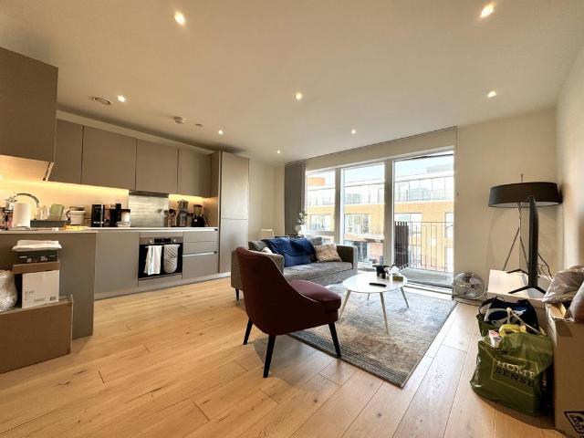 Flat for rent in Glyndon, Greater London