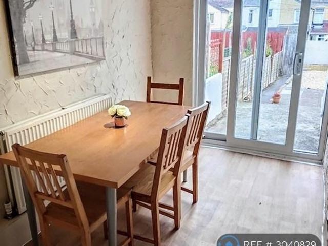 Apartment for rent in Rodbourne, Swindon