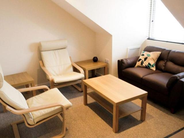 Apartment for rent in Pennycomequick, Mount Wise