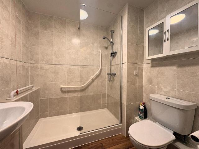 Flat for rent in Garston, Watford