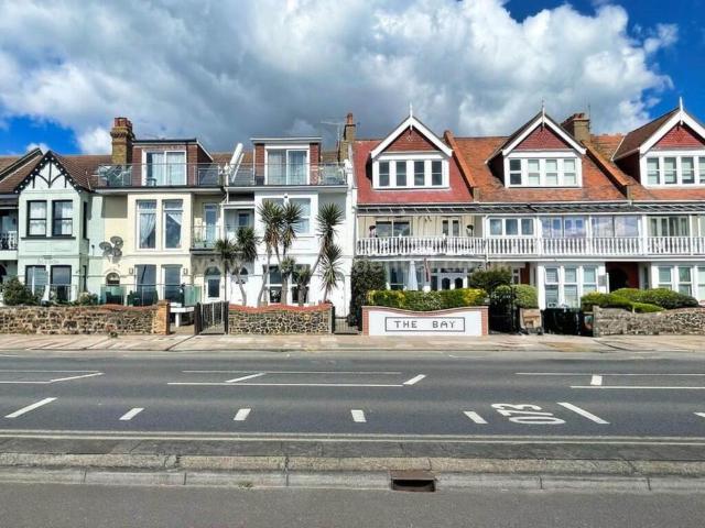 Apartment for rent in Kursaal Estate, Alton Barnes