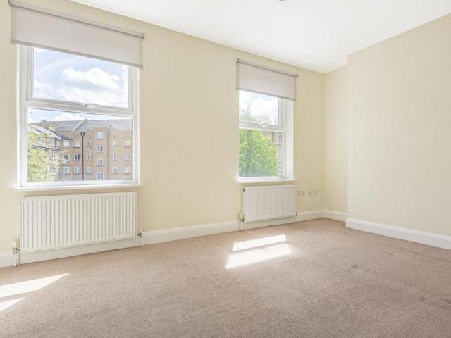 Apartment for rent in Camberwell, Greater London