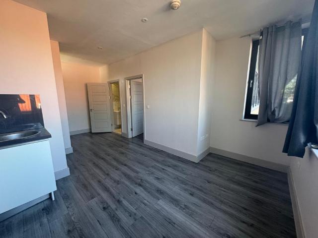 Flat for rent in Stoke Mandeville, Buckinghamshire