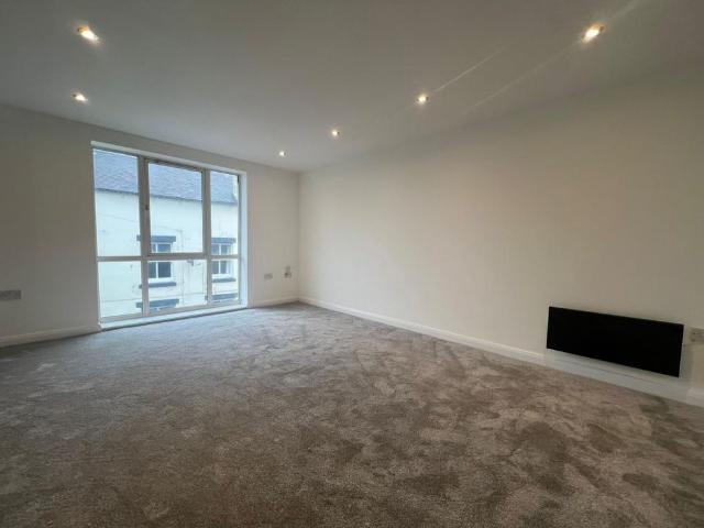 Apartment for rent in Baswich, Staffordshire