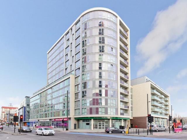 Flat for rent in Stratford Marsh, Greater London