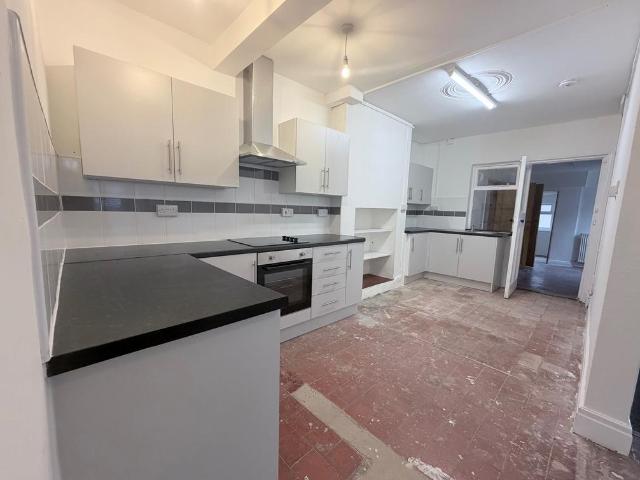 Flat for rent in Woodlands, Scawthorpe