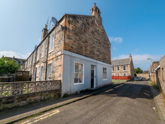 Flat for rent in Leith Links, Leith