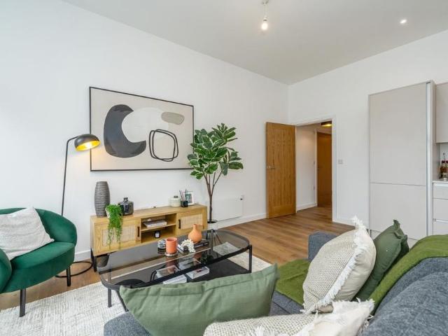 Apartment for rent in Birch Green, Lower Halliford