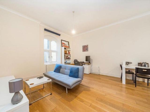 Apartment for rent in London Borough of Hounslow, Greater London
