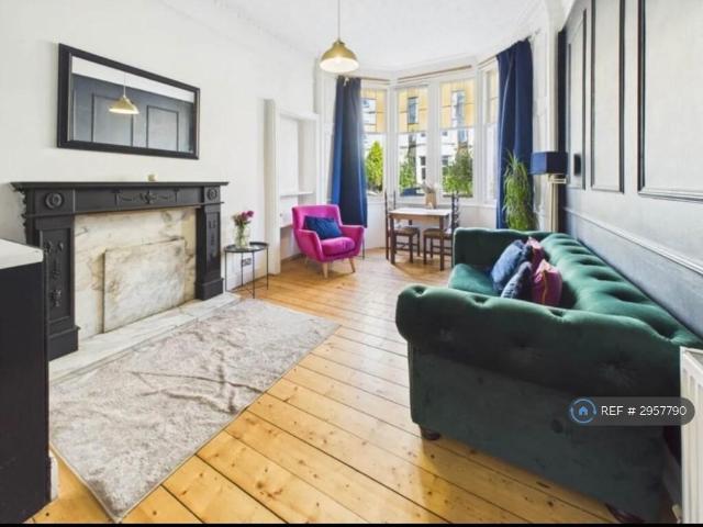 Flat for rent in Crossmyloof, Scotland
